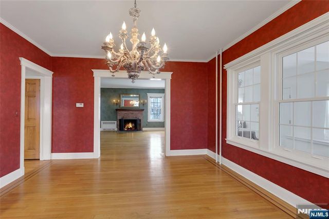 314 Knickerbocker Road, Tenafly, NJ 07670