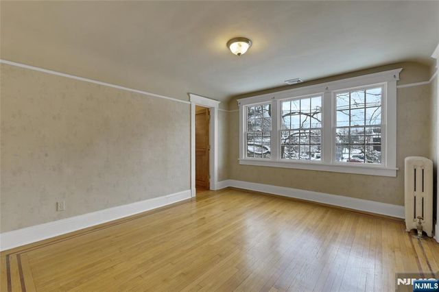 314 Knickerbocker Road, Tenafly, NJ 07670