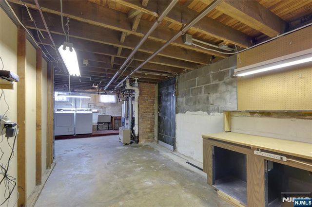 314 Knickerbocker Road, Tenafly, NJ 07670