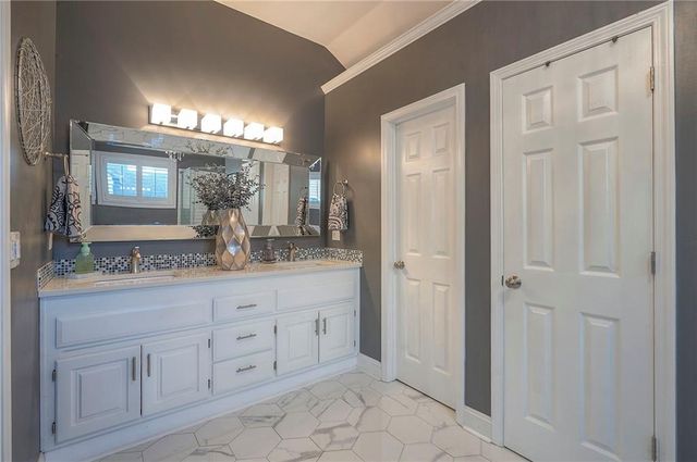 13125 W 131st Street, Overland Park, KS 66213