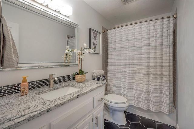 13125 W 131st Street, Overland Park, KS 66213