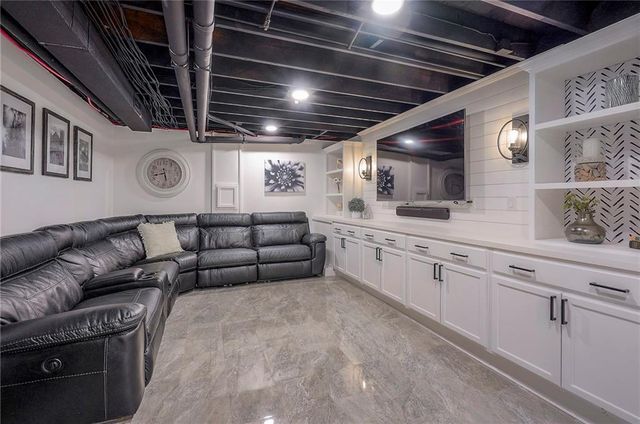 13125 W 131st Street, Overland Park, KS 66213