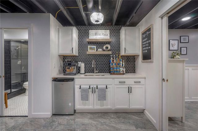 13125 W 131st Street, Overland Park, KS 66213