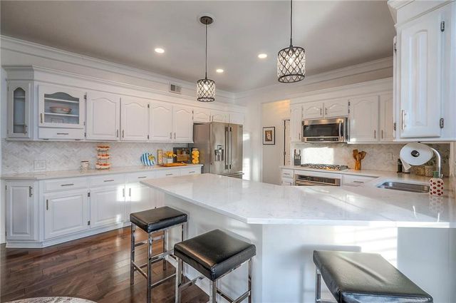 13125 W 131st Street, Overland Park, KS 66213