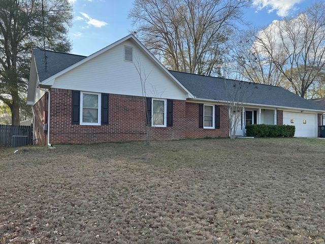 105 Fieldbrook, Enterprise, AL 36330