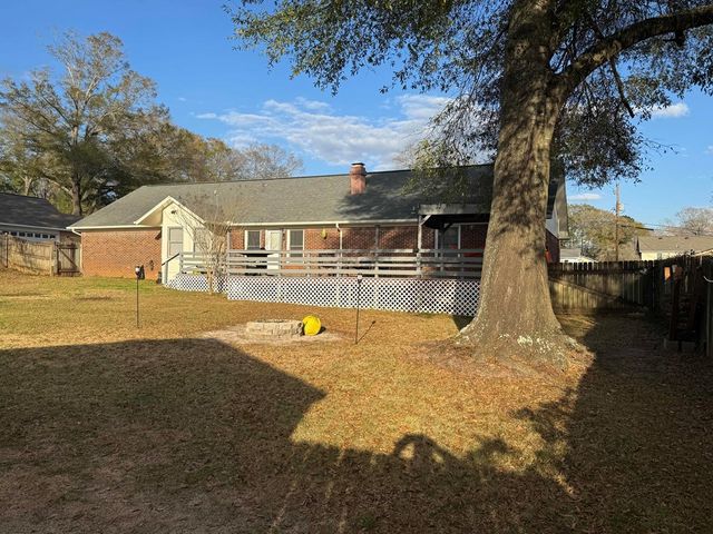 105 Fieldbrook, Enterprise, AL 36330
