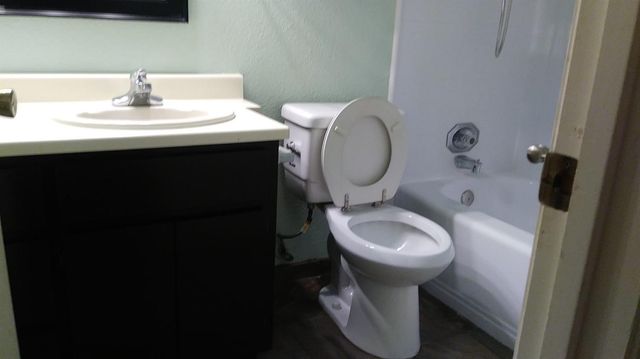 9101 Newhall Dr #55, Sacramento, CA 95826