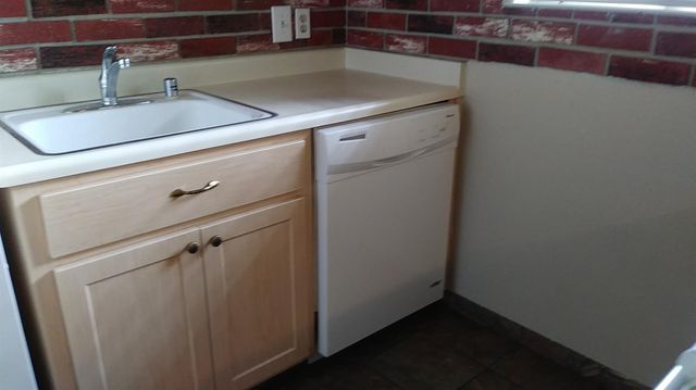 9101 Newhall Dr #55, Sacramento, CA 95826