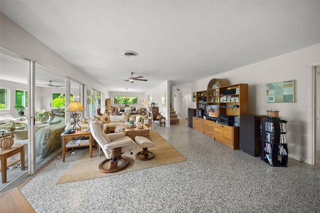 1820 STANFORD LANE, Sarasota, FL 34231