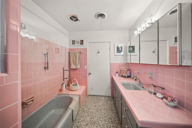 1820 STANFORD LANE, Sarasota, FL 34231