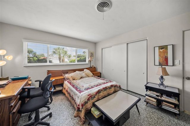 1820 STANFORD LANE, Sarasota, FL 34231