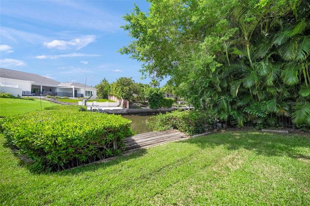 1820 STANFORD LANE, Sarasota, FL 34231