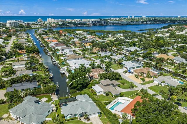 1820 STANFORD LANE, Sarasota, FL 34231