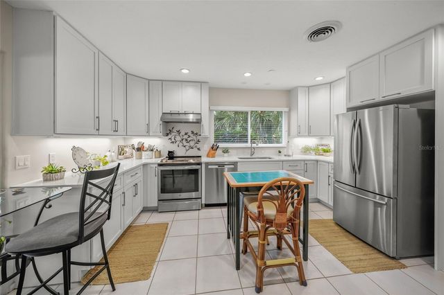 1820 STANFORD LANE, Sarasota, FL 34231