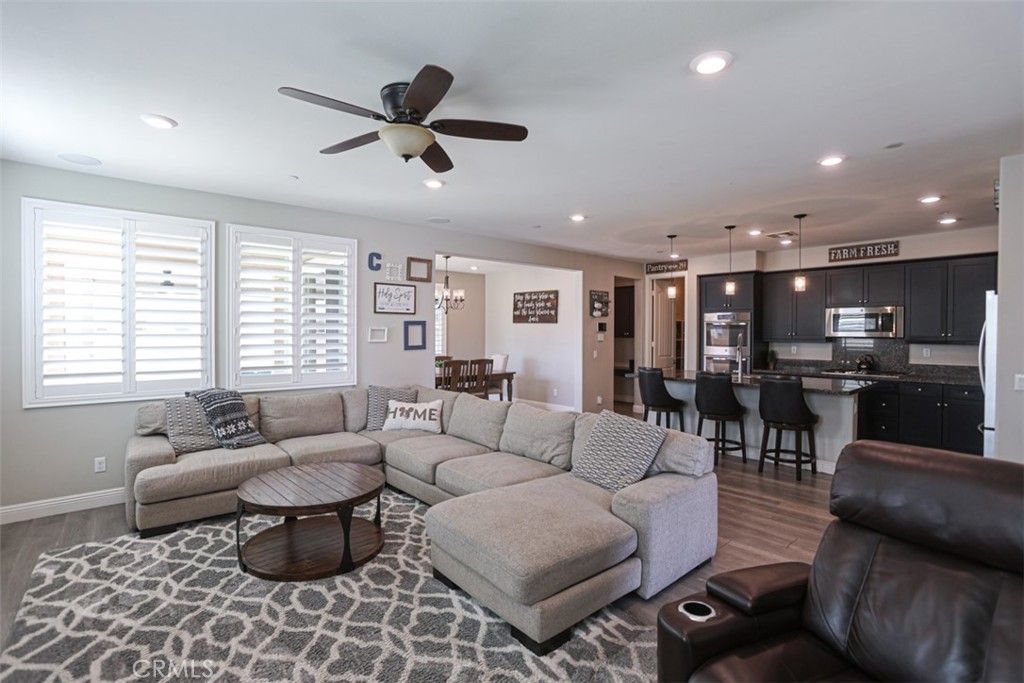 Image 16 of property listing at 5424 Daytime Avenue, Fontana, CA 92336