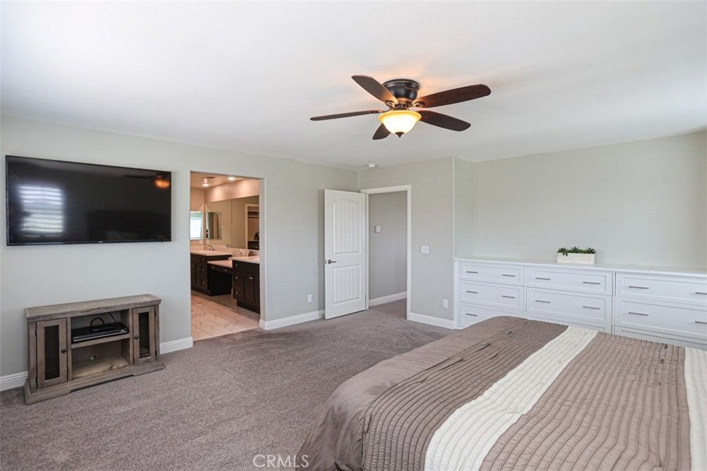 Image 20 of property listing at 5424 Daytime Avenue, Fontana, CA 92336