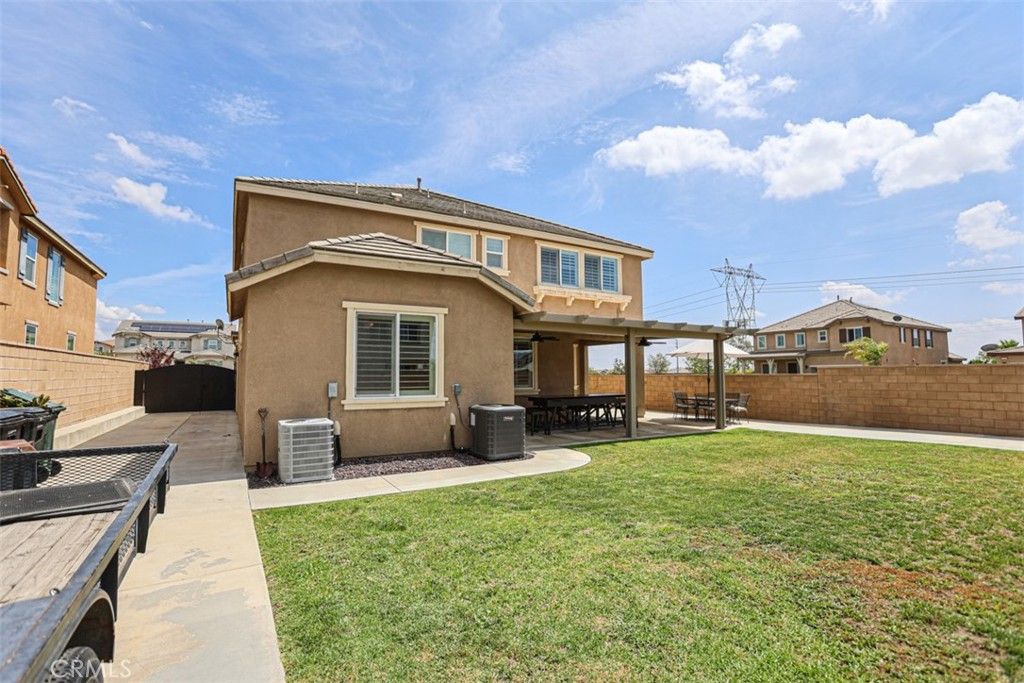 Image 32 of property listing at 5424 Daytime Avenue, Fontana, CA 92336