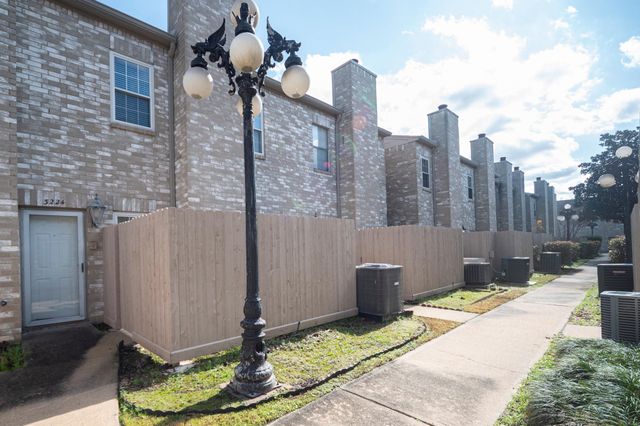 3224 Holly Hall Street 3224, Houston, TX 77054