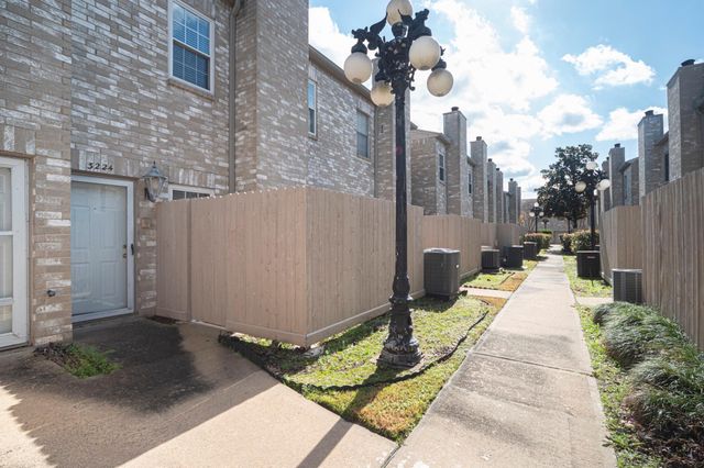 3224 Holly Hall Street 3224, Houston, TX 77054