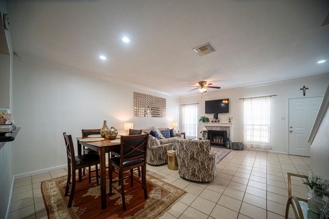 3224 Holly Hall Street 3224, Houston, TX 77054