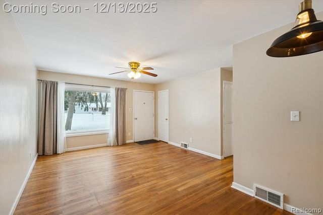 21376 Wendell Street, Clinton Township, MI 48036