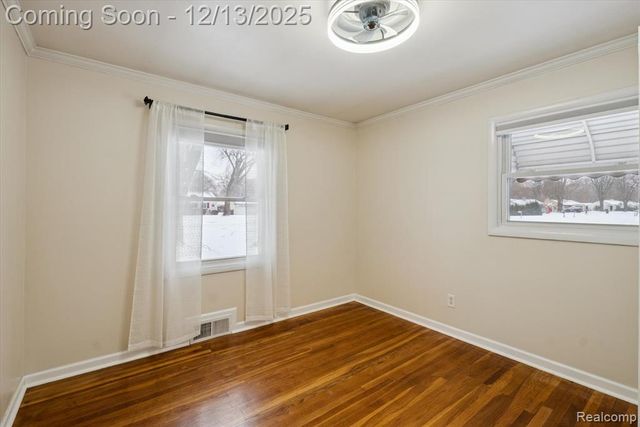 21376 Wendell Street, Clinton Township, MI 48036