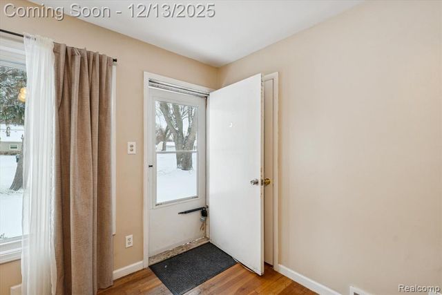 21376 Wendell Street, Clinton Township, MI 48036