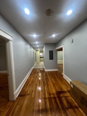 62 Moraine St 1, Brockton, MA 02301