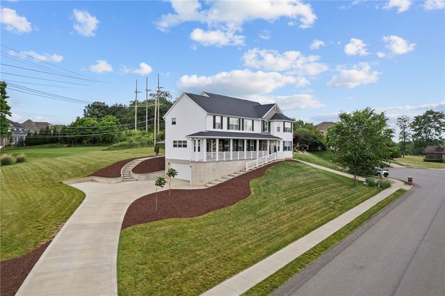 603 Oak Tree Ct, Bridgeville, PA 15017