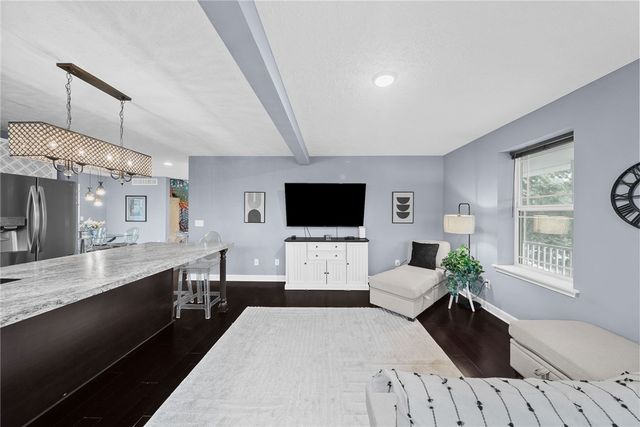 603 Oak Tree Ct, Bridgeville, PA 15017