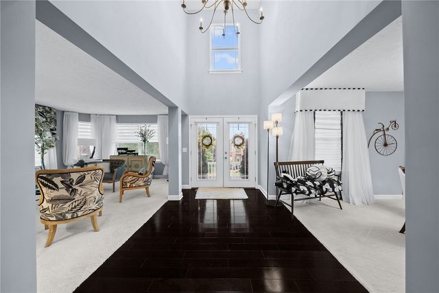 603 Oak Tree Ct, Bridgeville, PA 15017