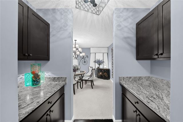 603 Oak Tree Ct, Bridgeville, PA 15017