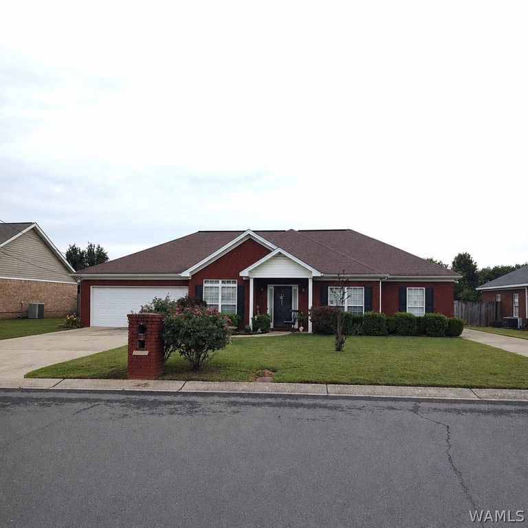 10232 Empress, Tuscaloosa, AL 35405