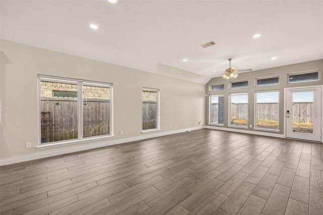 2702 Primrose Bloom Lane, Richmond, TX 77406