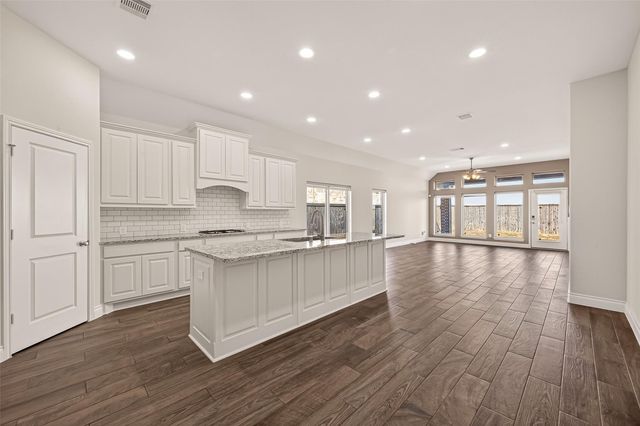 2702 Primrose Bloom Lane, Richmond, TX 77406