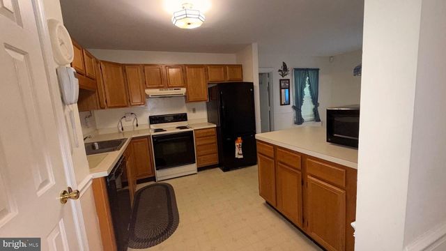 6380 VALLEY RD, La Plata, MD 20646