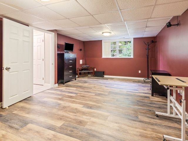 37 Moreland Green Dr, Worcester, MA 01609