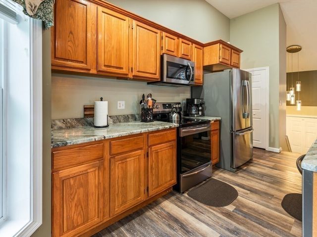37 Moreland Green Dr, Worcester, MA 01609