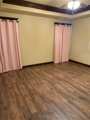 7404 E 83rd Street North, Owasso, OK 74055