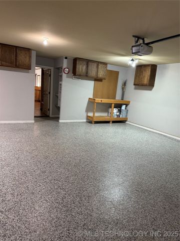 7404 E 83rd Street North, Owasso, OK 74055