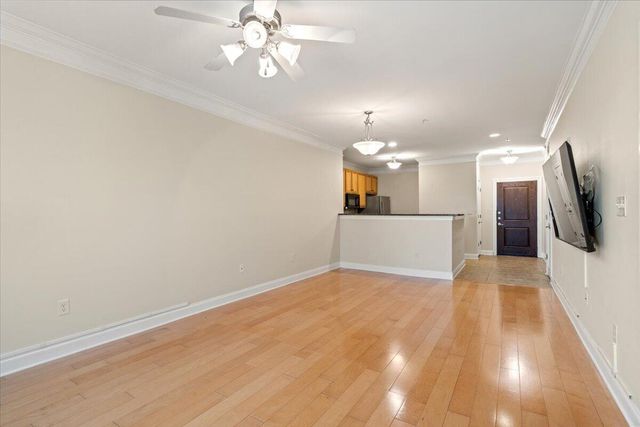 2244 Ashley Crossing Drive 324, Charleston, SC 29414