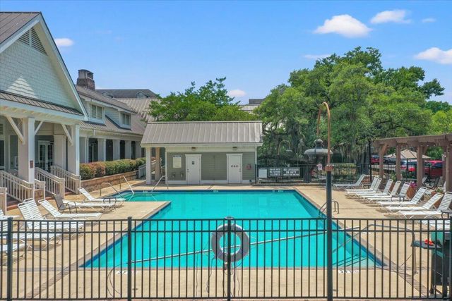 2244 Ashley Crossing Drive 324, Charleston, SC 29414