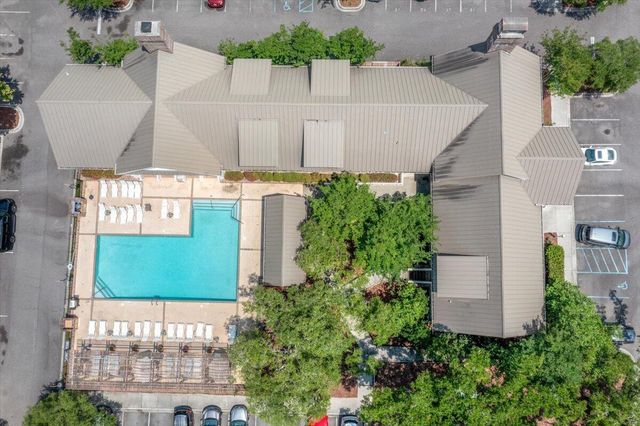 2244 Ashley Crossing Drive 324, Charleston, SC 29414