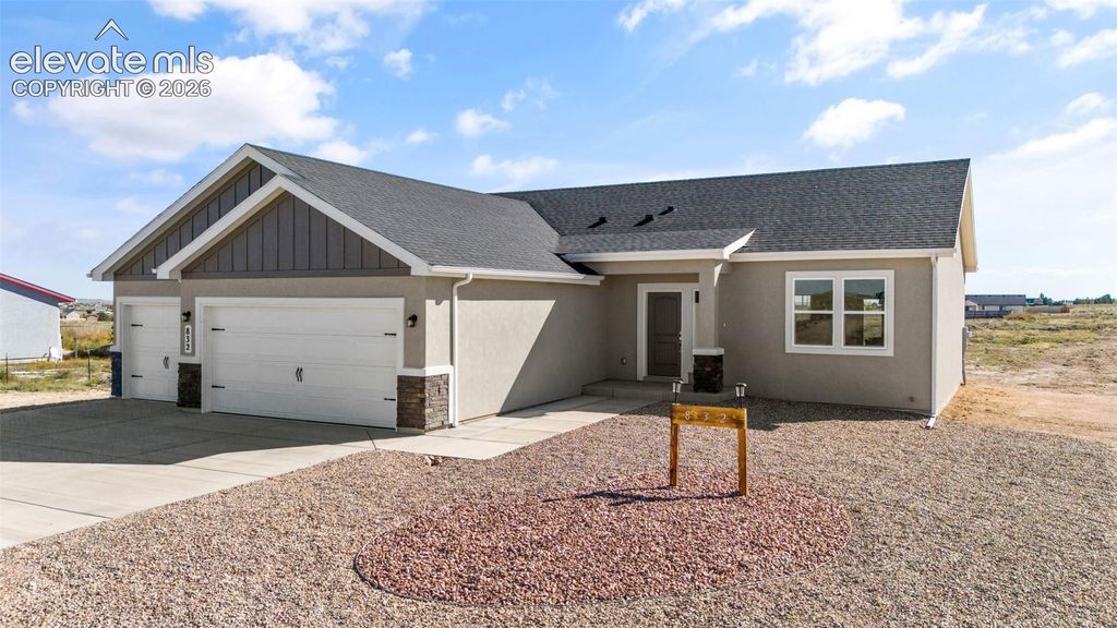832 E Loma Drive, Pueblo West, CO 81007 — photo 2