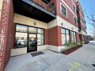 3709 N Kedzie Avenue, Chicago, IL 60618