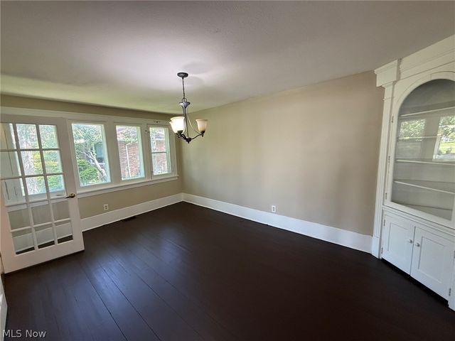 127 E 270th Street, Euclid, OH 44132