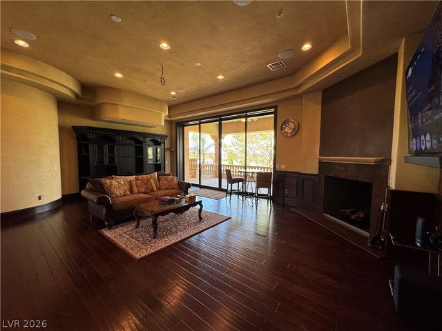 1800 Amarone Way, Henderson, NV 89012