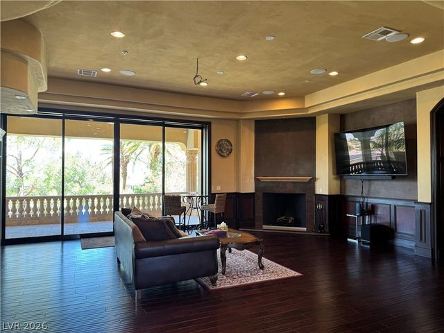 1800 Amarone Way, Henderson, NV 89012