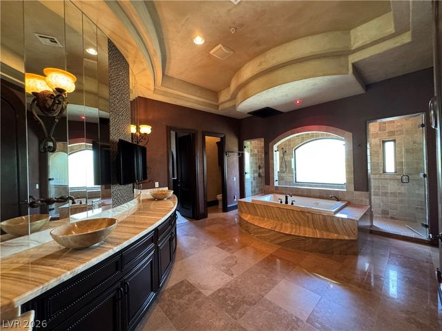 1800 Amarone Way, Henderson, NV 89012