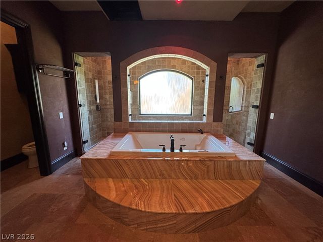 1800 Amarone Way, Henderson, NV 89012